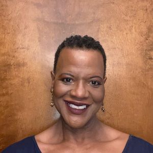 Meet your Posher, Donita